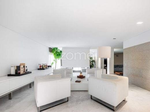 Luxury home in Santa Maria da Feira, Aveiro