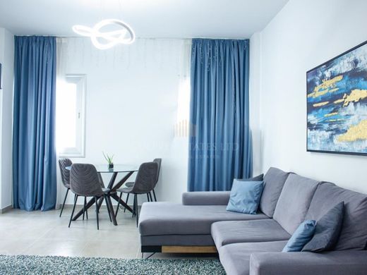 Apartment / Etagenwohnung in Neapoli, Lemesós