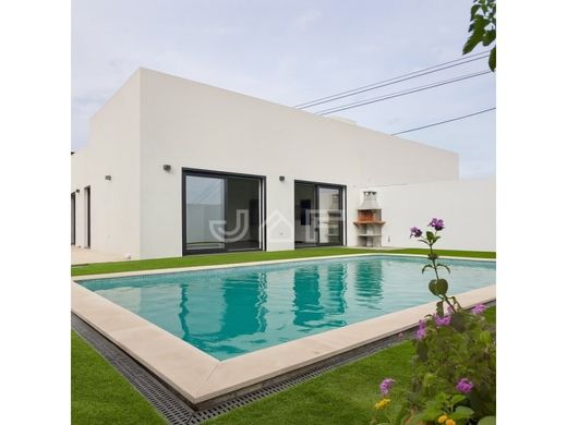 Semidetached House in São Brás de Alportel, Distrito de Faro