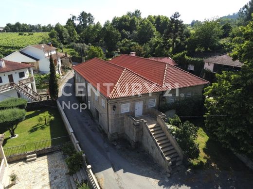 Casa de luxo - Cabeceiras de Basto, Braga