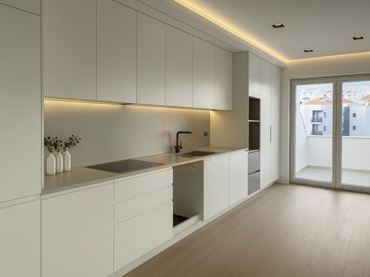 Apartment / Etagenwohnung in Mafra, Lissabon