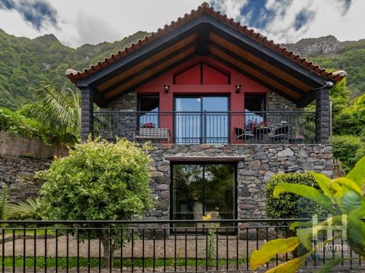 Casa di lusso a Santana, Madeira