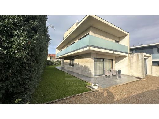 Πολυτελή κατοικία σε Esposende1, Esposende