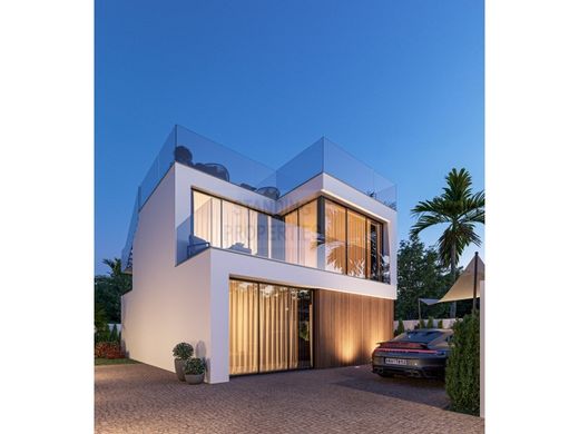 Πολυτελή κατοικία σε Albufeira, Distrito de Faro