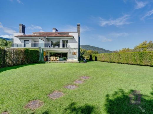 Semidetached House in Hondarribia, Guipuzcoa