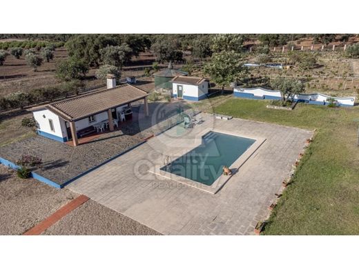 Элитный дом, Ferreira do Alentejo, Distrito de Beja