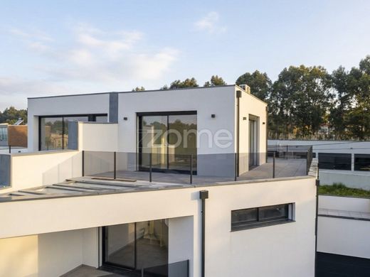 Casa di lusso a Vila Nova de Gaia, Oporto