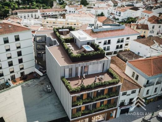 Apartment / Etagenwohnung in Lourinhã, Lissabon