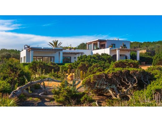 Santa Eulària des Riu, Illes Balearsのヴィラ