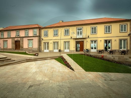 Appartementencomplex in Santa Maria da Feira, Distrito de Aveiro