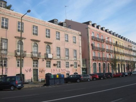 Residential complexes in Estrela, Lisbon