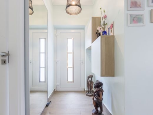 Semidetached House in Almada, Distrito de Setúbal