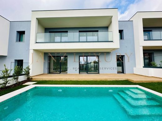 Semidetached House in Cascais, Lisbon