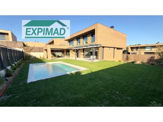 Luxury home in Las Rozas de Madrid, Province of Madrid