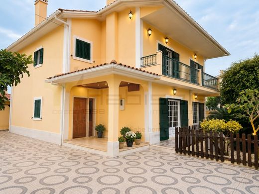 Luxury home in Cascais, Lisbon