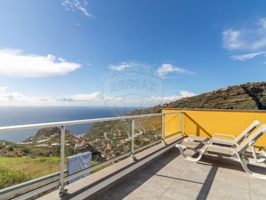 منزل ﻓﻲ Ribeira Brava, Madeira