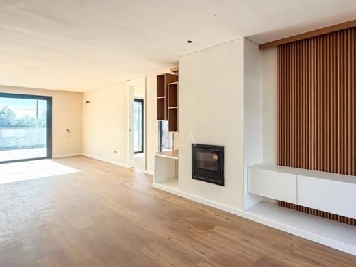 Casa di lusso a Vila Nova de Gaia, Oporto