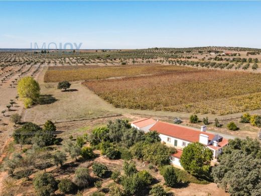Luxury home in Avis, Distrito de Portalegre