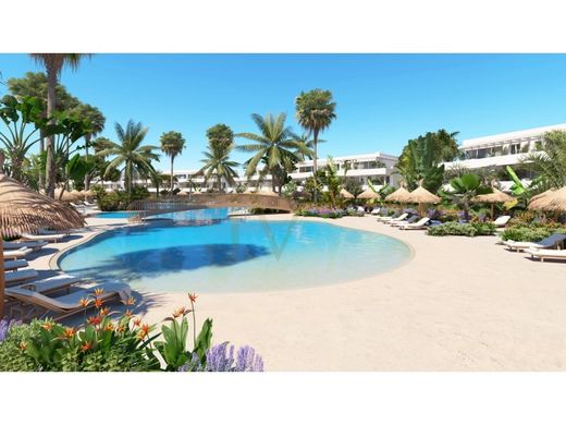 Apartment in Alcaidesa, Cadiz