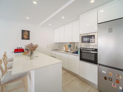 豪宅  Charneca de Caparica, Almada