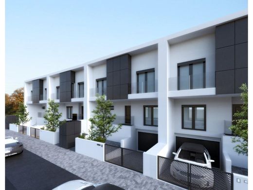 半独立式房屋  Alcochete, Distrito de Setúbal