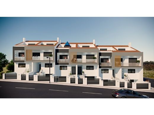 Semidetached House in Sintra, Lisbon