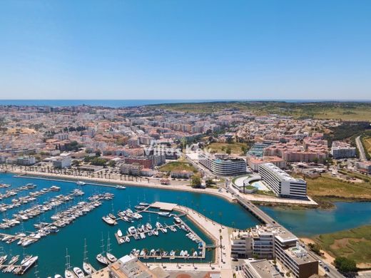 Daire Lagos, Distrito de Faro