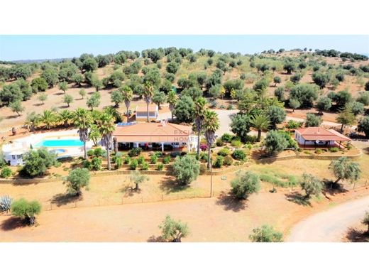 Luxury home in Fronteira, Distrito de Portalegre