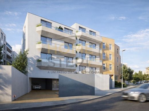 Semidetached House in Porto, Distrito do Porto