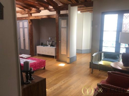 Apartment / Etagenwohnung in Madrid, Provinz Madrid