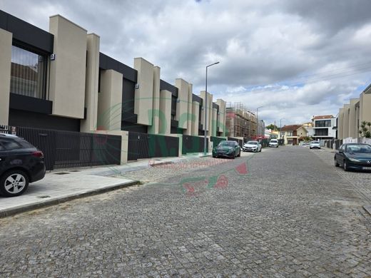 半独立式房屋  Gondomar, Distrito do Porto