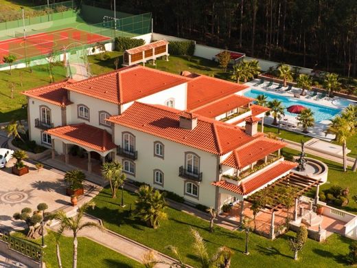 Casa en Vila Nova de Famalicão, Braga