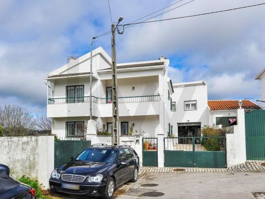 Элитный дом, Odivelas, Distrito de Lisboa