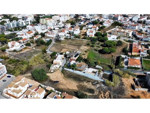 Land in Faro, Distrito de Faro