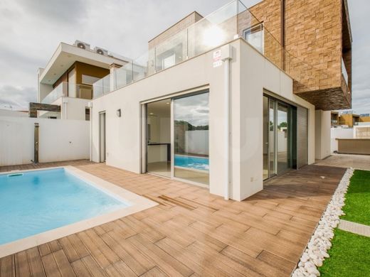 Luxus-Haus in Caldas da Rainha, Distrito de Leiria