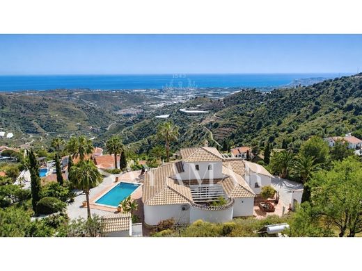 Villa in Arenas, Malaga