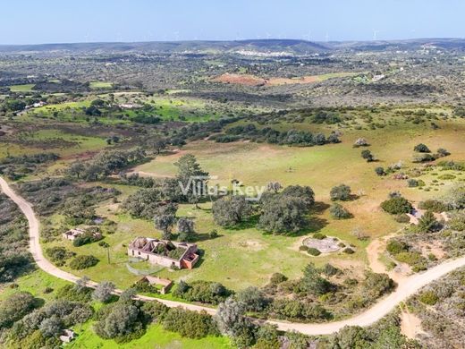 Land in Lagos, Distrito de Faro