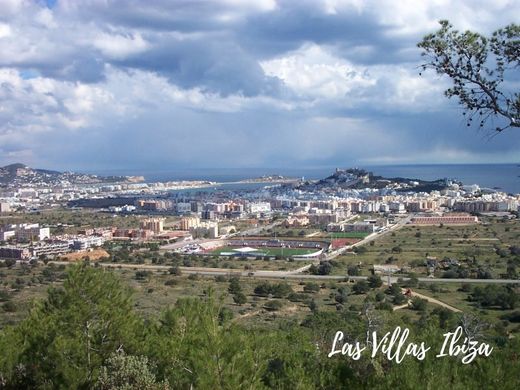 ‏קרקע ב  איביזה, Illes Balears