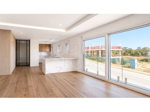 Apartment in Almada, Distrito de Setúbal