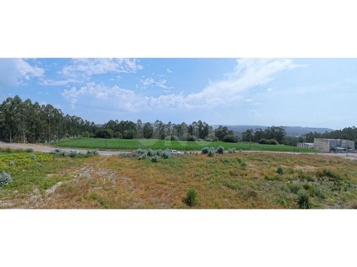 地皮  Trofa, Distrito do Porto