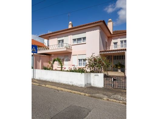 Luxury home in Abrantes, Distrito de Santarém