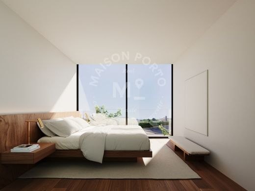 Yarɪ müstakil ev Espinho, Distrito de Aveiro