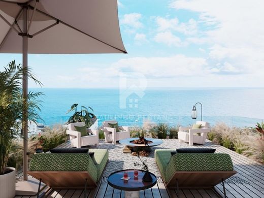 Dom jednorodzinny w Funchal, Madeira