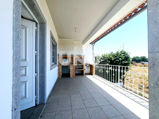 半独立式房屋  Viseu, Distrito de Viseu