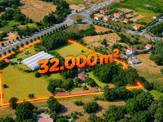 Land in Viseu, Distrito de Viseu