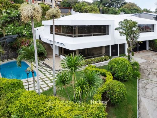 Luxus-Haus in Escazú, Provincia de San José