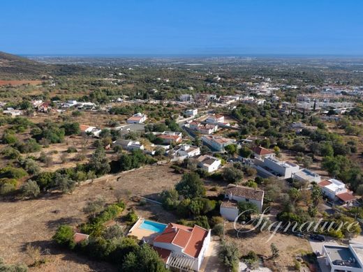 Land in Faro, Distrito de Faro