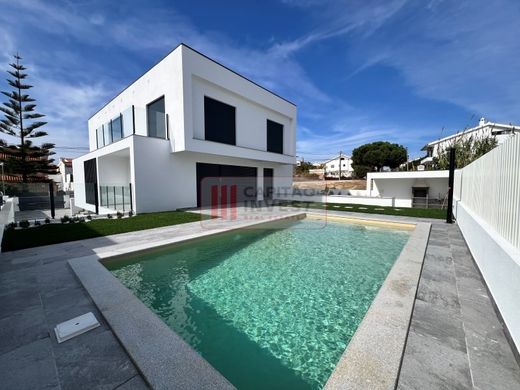 Casa de lujo en Charneca de Caparica, Almada