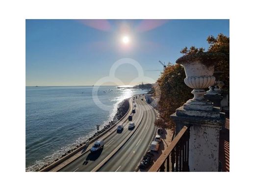 Mansion in Oeiras, Lisbon