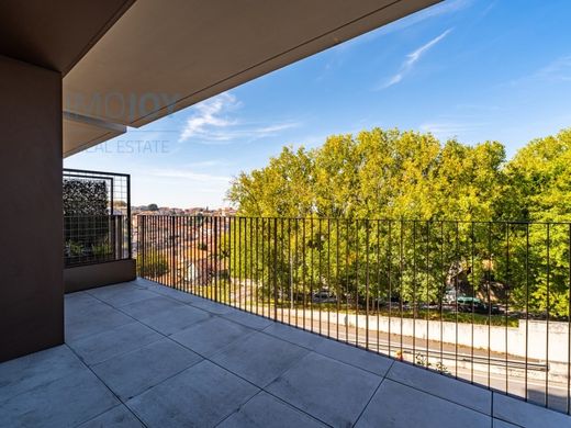 ヴィラ・ノヴァ・デ・ガイア
, Vila Nova de Gaiaのアパートメント